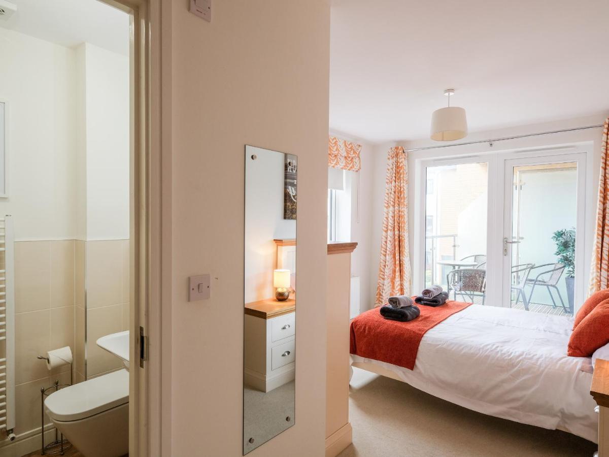 Appartement Stone'S Throw à Charlestown  Extérieur photo