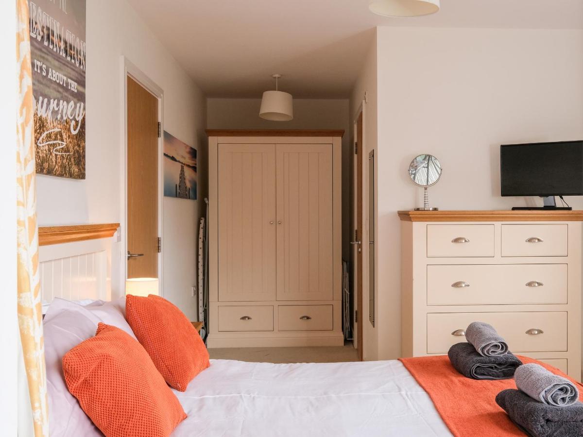 Appartement Stone'S Throw à Charlestown  Extérieur photo